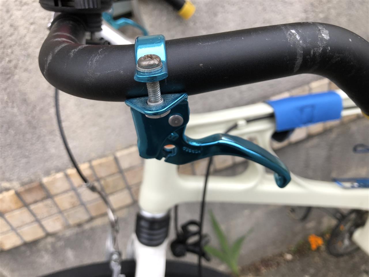 自転車 ハンドル 詰め合わせ　ブルホーン ドロップ (岡山県引き取り希望) 5715bfd3ed.jpg